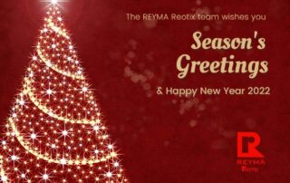 Black and Gold Minimalist Merry Christmas Facebook Post